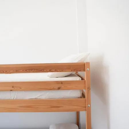 - Rest 아파트 엘메다노